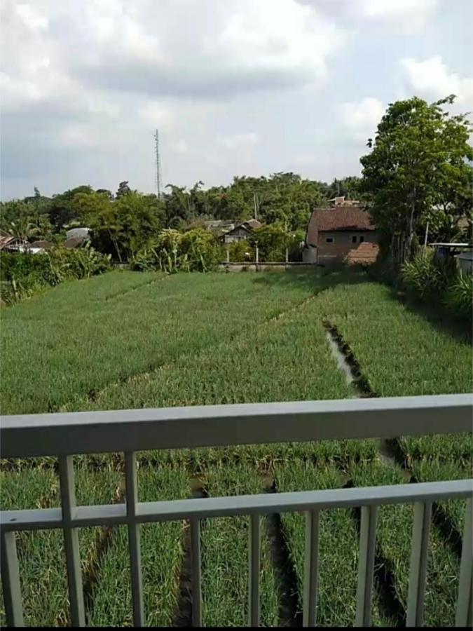Family Villa Syariah C-37 Batu Batu  Buitenkant foto