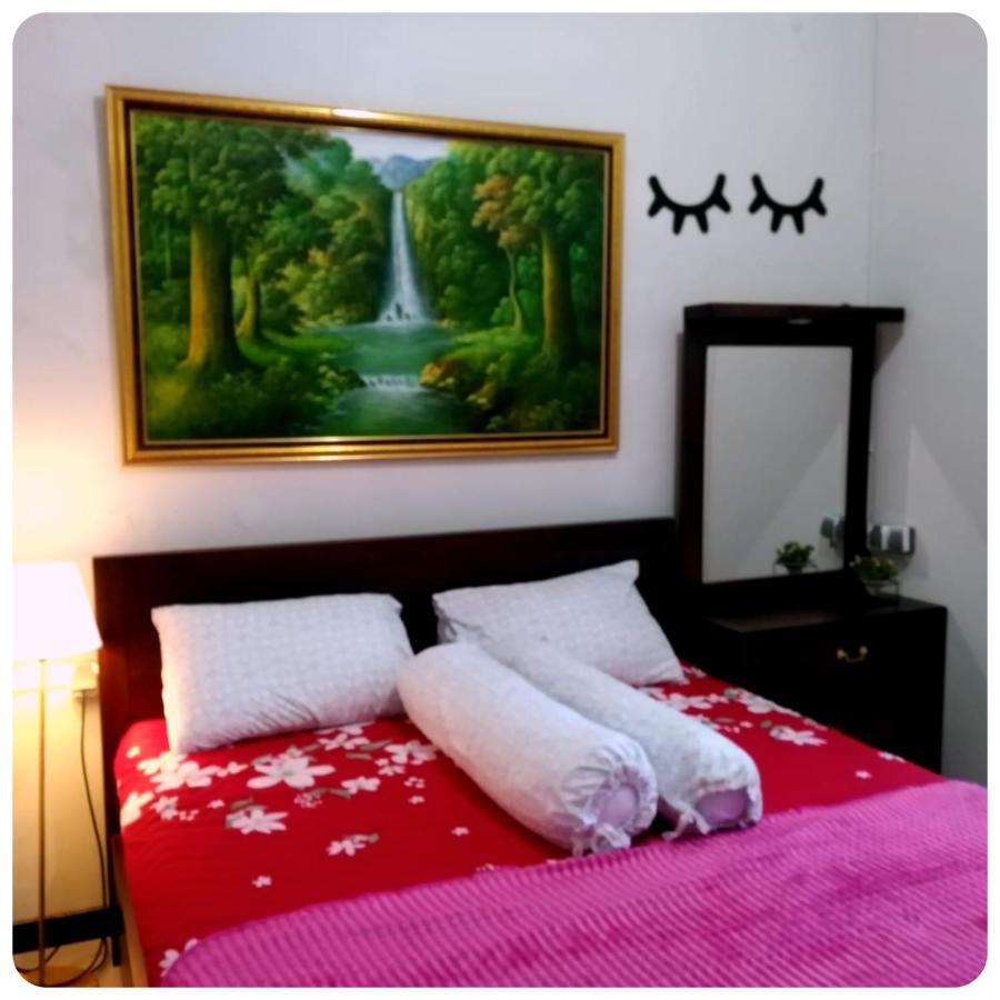 Family Villa Syariah C-37 Batu Batu  Buitenkant foto