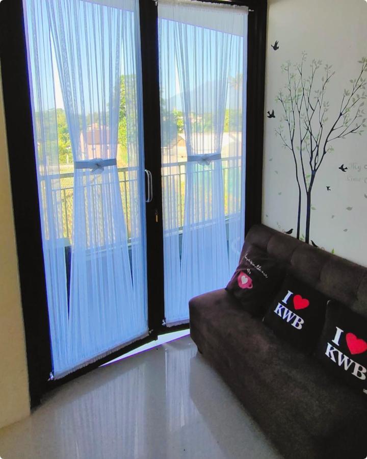 Family Villa Syariah C-37 Batu Batu  Buitenkant foto