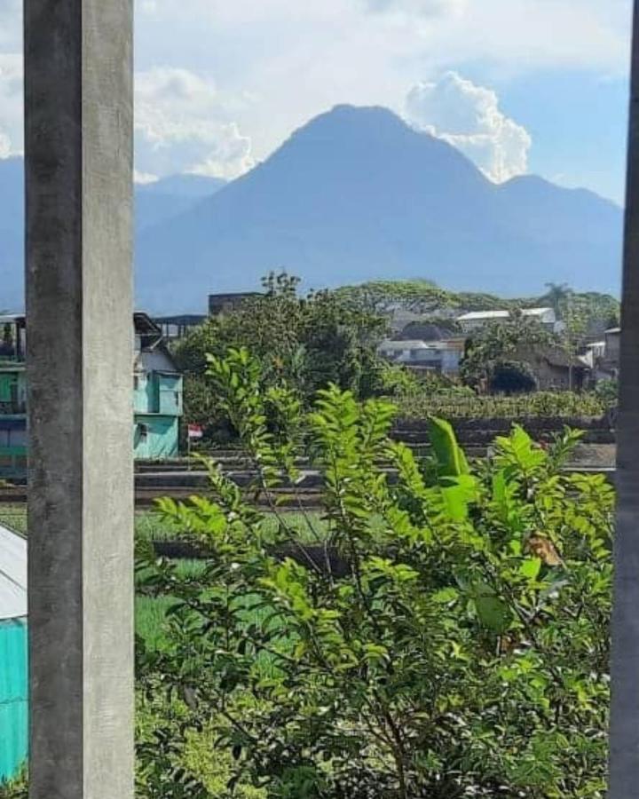 Family Villa Syariah C-37 Batu Batu  Buitenkant foto